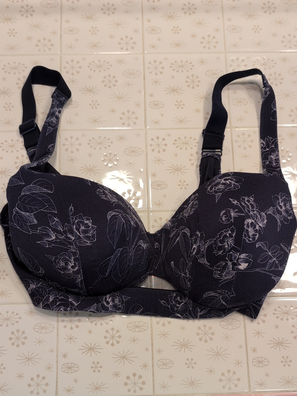 Cacique Women’s Navy Floral Underwire Bra - Stylish Support 38D